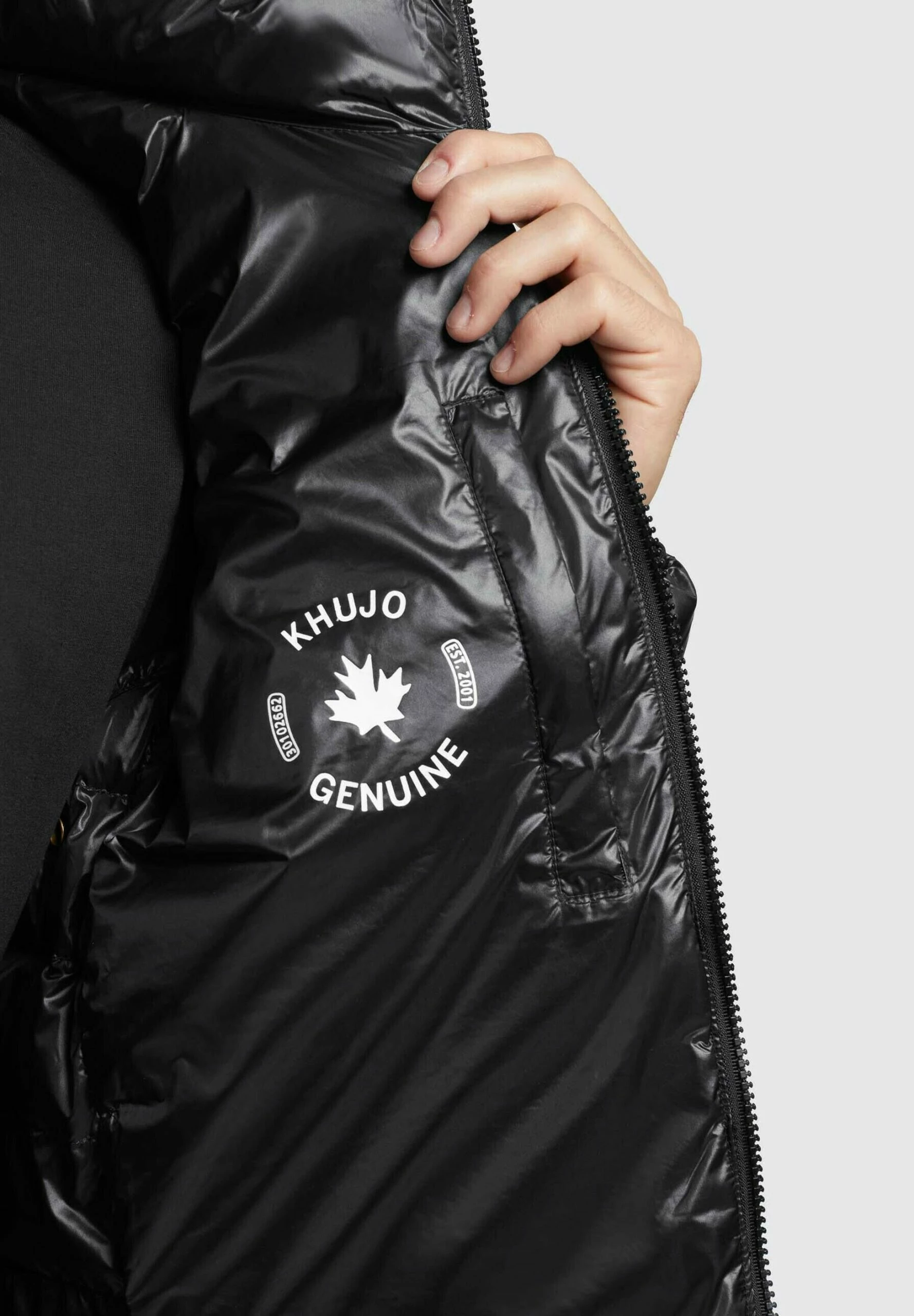 Khujo Percy Shiny - Chaqueta De Entretiempo Hombre - Schwarz 8 Khujo Percy Shiny - Chaqueta De Entretiempo Hombre - Schwarz - Imagen 6