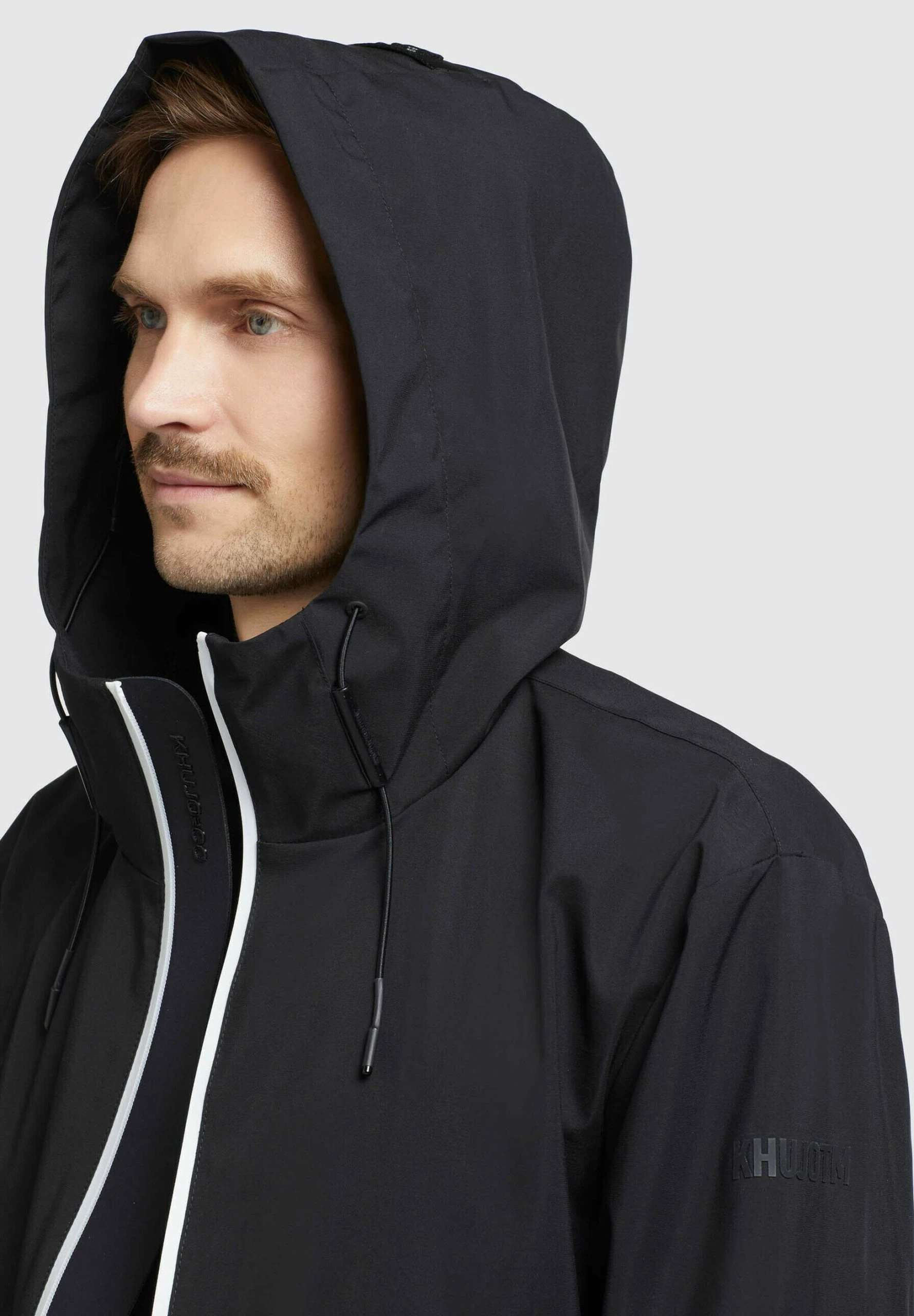 Khujo Neal - Chaqueta Outdoor Hombre Schwarz - Abrigo Impermeable y Ligero 8 Khujo Neal - Chaqueta Outdoor Hombre Schwarz - Abrigo Impermeable y Ligero - Imagen 6