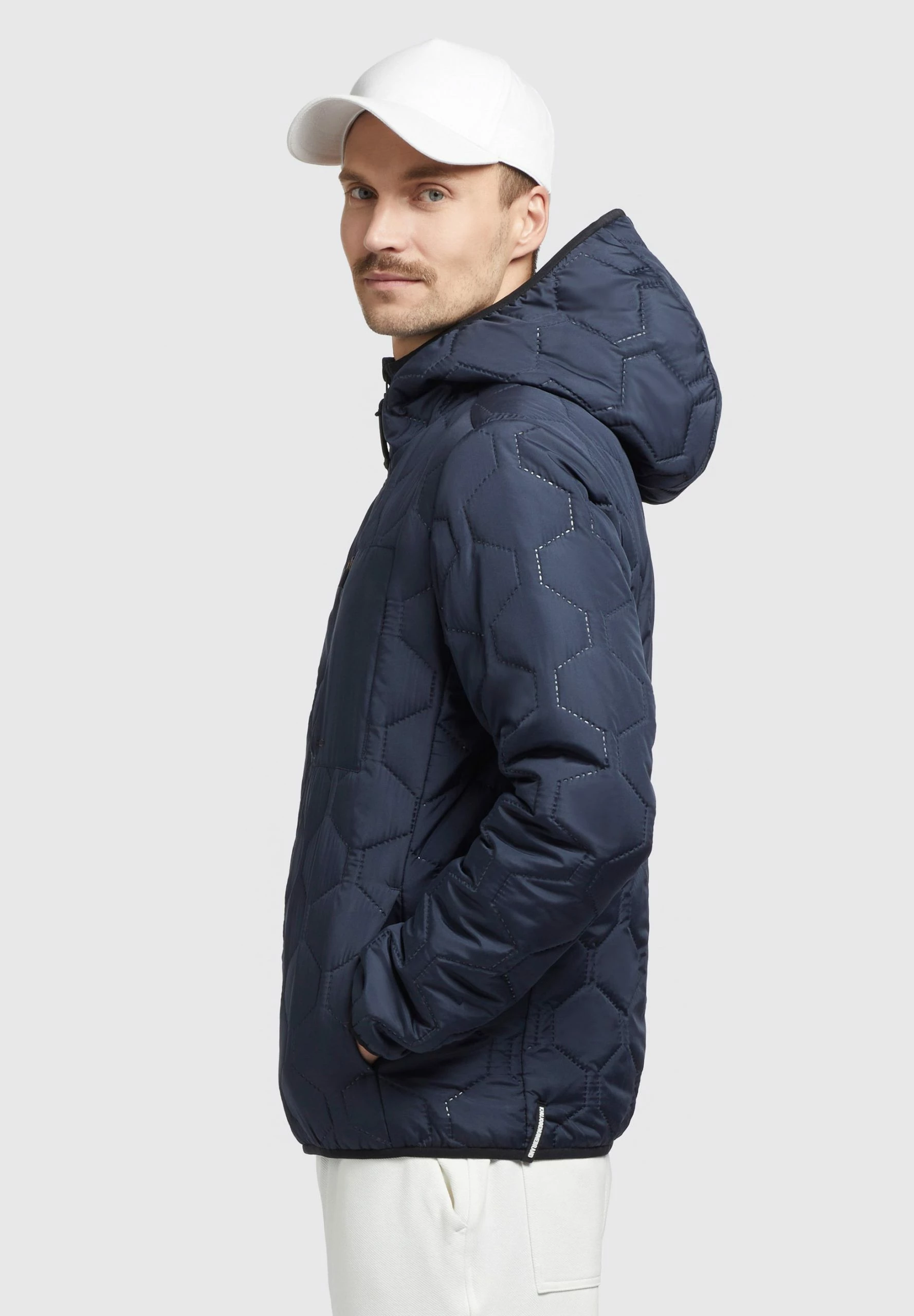 Khujo True - Chaqueta De Entretiempo Dunkelblau para Hombre - Estilo y Comodidad 7 Khujo True - Chaqueta De Entretiempo Dunkelblau para Hombre - Estilo y Comodidad - Imagen 5