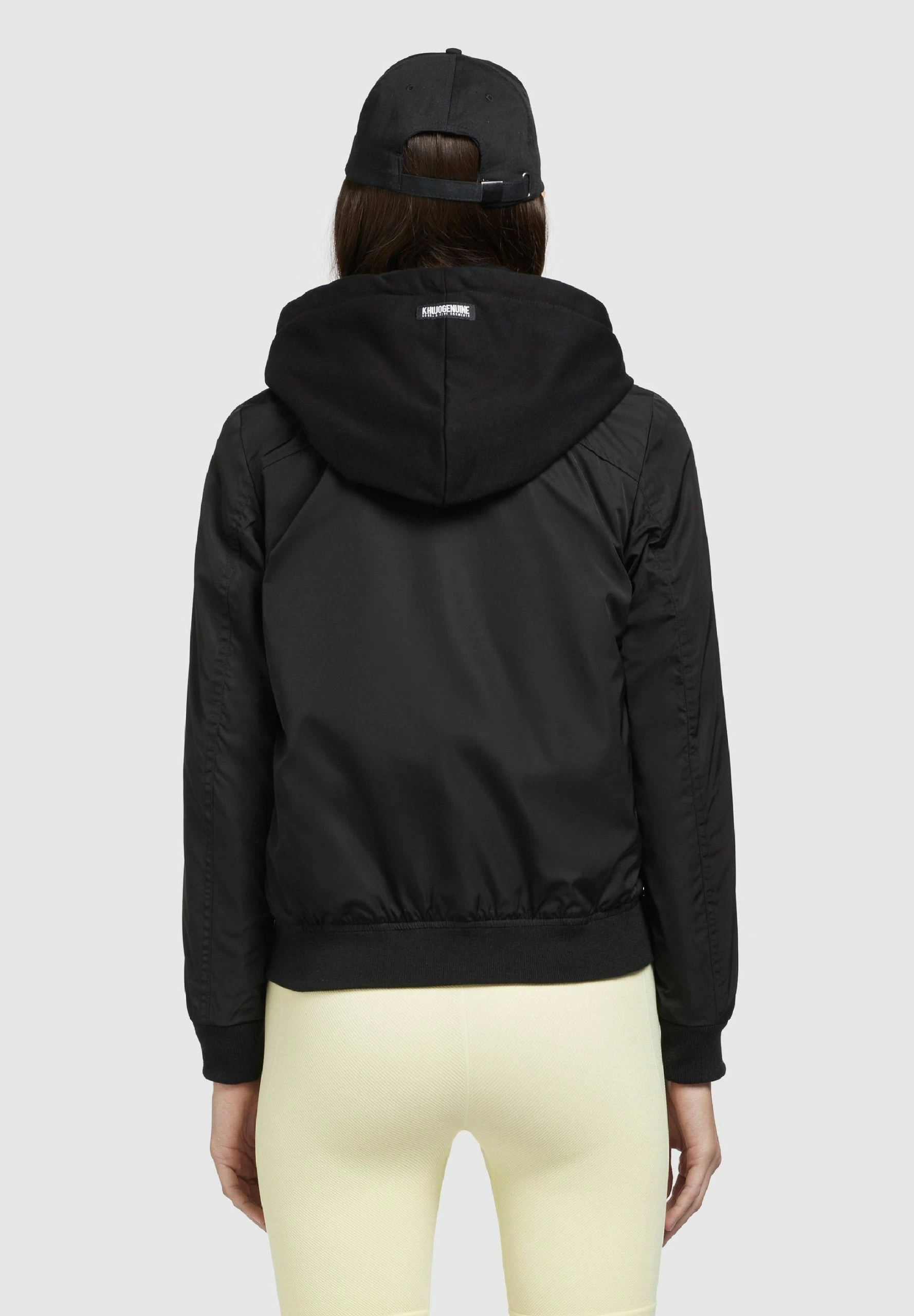 Khujo Persee - Chaqueta Fina - Schwarz 5 Khujo Persee - Chaqueta Fina - Schwarz - Imagen 3