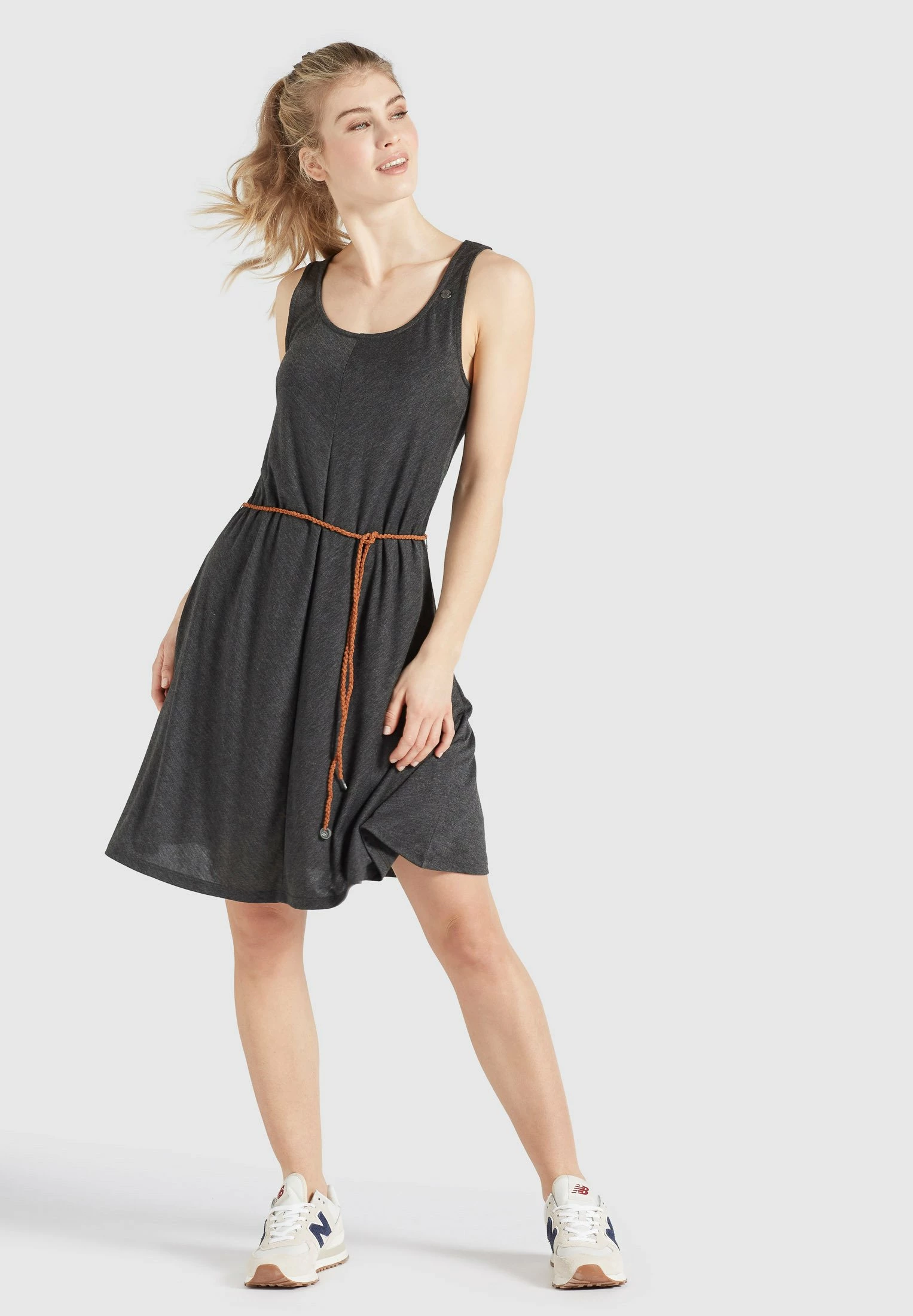 Khujo Padma - Vestido Ligero Mujer Dunkelgrau Meliert - Estilo Cómodo y Moderno 4 Khujo Padma - Vestido Ligero Mujer Dunkelgrau Meliert - Estilo Cómodo y Moderno - Imagen 2