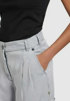 Khujo Elida - Shorts - Grey -Khujo Ventas a0efee9b6e114c598a157a1828940f67